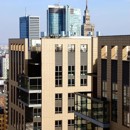 プラチナム レジデンス ワルシャワ