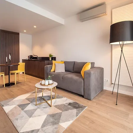 プラチナム レジデンス