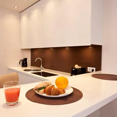 プラチナム レジデンス 4* ワルシャワ