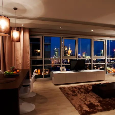 プラチナム レジデンス ワルシャワ