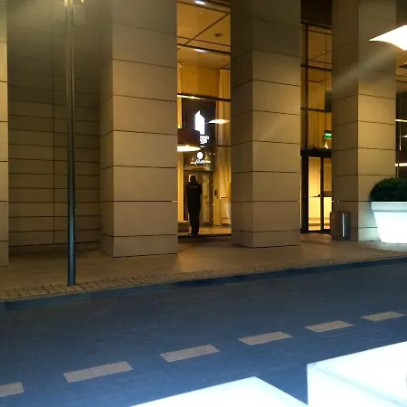 プラチナム レジデンス ワルシャワ